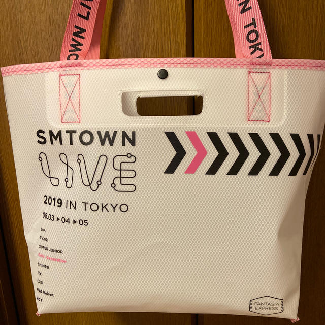 SM TOWN LIVEのトートバッグ 公式グッズ