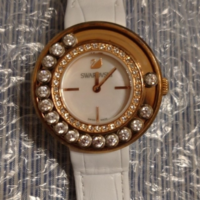 SWAROVSKI(スワロフスキー)のスワロフスキー　ビジュー　腕時計 レディースのファッション小物(腕時計)の商品写真