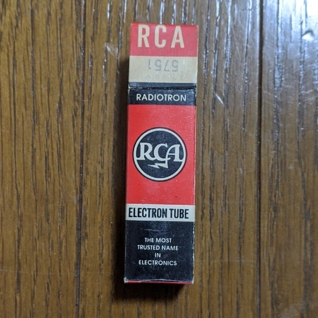 RCA 5751 ブラックプレート！/ 12ax7.7025.ecc83 互換 楽器のギター(ギターアンプ)の商品写真