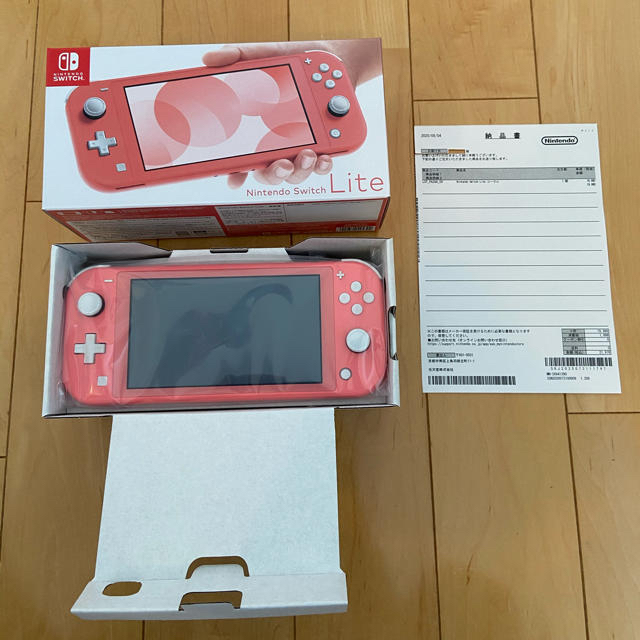 【新品】Nintendo Switch Lite コーラル