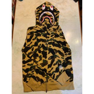 アベイシングエイプ(A BATHING APE)のqgat専用(パーカー)