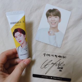 トニーモリー(TONY MOLY)のキヒョン MONSTA X  TONYMOLY コラボトレカ、ハンドクリーム(アイドルグッズ)