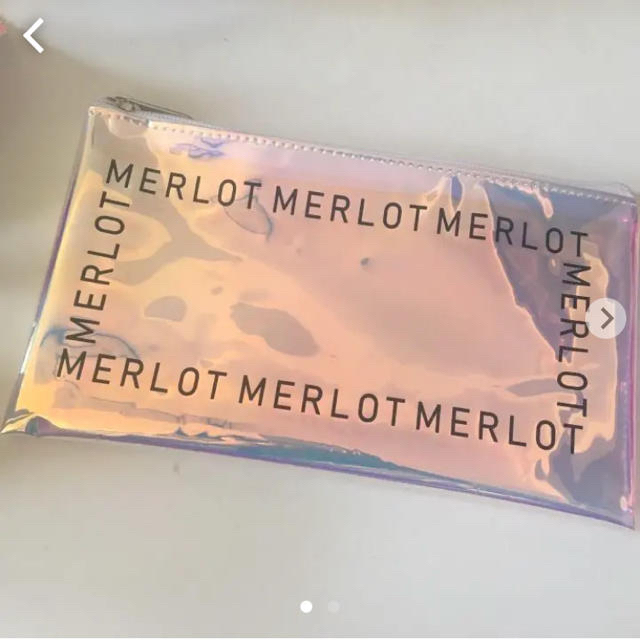 merlot(メルロー)のポーチ　メルロー レディースのファッション小物(ポーチ)の商品写真