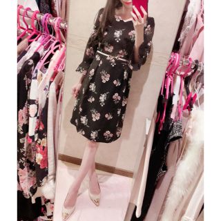 ミッシュマッシュ(MISCH MASCH)のミッシュマッシュ♡バイカラーベルト付花柄お嬢様ワンピース(ひざ丈ワンピース)