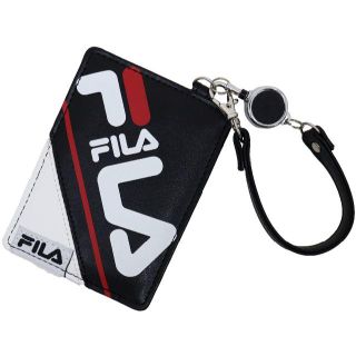 フィラ(FILA)のFILA フィラ 定期入れ パスケース リール付き アレンジロゴ★ブラック新品(名刺入れ/定期入れ)