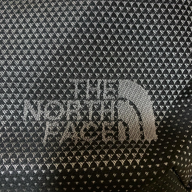 THE NORTH FACE(ザノースフェイス)のコーン様用　ノースフェイス シャトル デイパック スリム SE ブラック メンズのバッグ(バッグパック/リュック)の商品写真