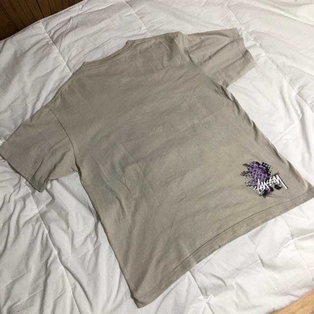 STUSSY(ステューシー)のSTUSSY×LEILOW日本未発売　限定　Tシャツ メンズのトップス(Tシャツ/カットソー(半袖/袖なし))の商品写真