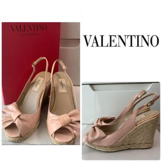 ヴァレンティノ(VALENTINO)の井太様専用ページです♡VALENTINO ピンクパテント　リボン　サンダル(サンダル)