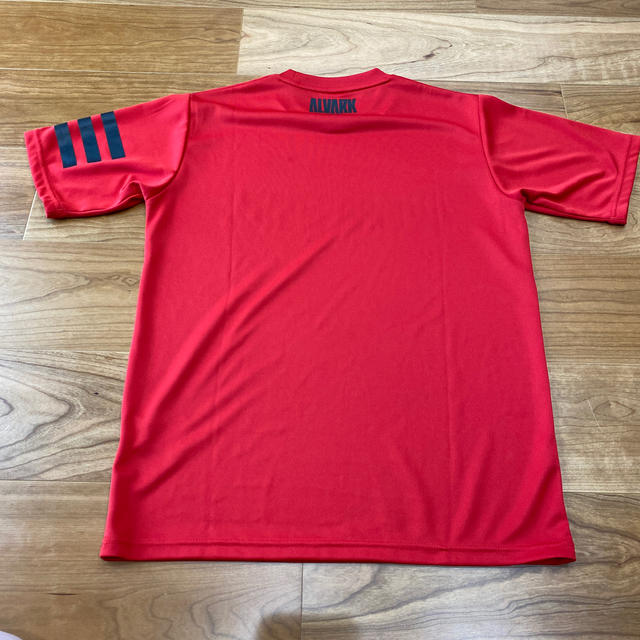 adidas(アディダス)のadidasアディダスバスケTシャツALVARKTOKYO赤Tシャツ スポーツ/アウトドアのスポーツ/アウトドア その他(バスケットボール)の商品写真