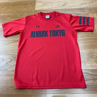 アディダス(adidas)のadidasアディダスバスケTシャツALVARKTOKYO赤Tシャツ(バスケットボール)