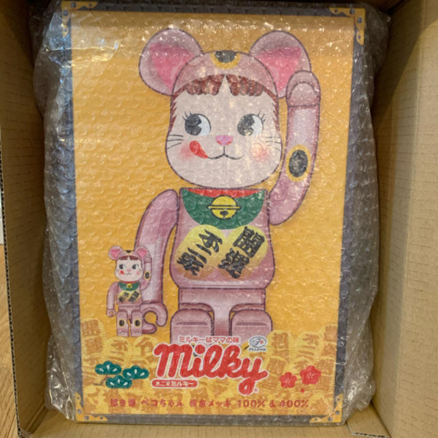 キャラクターグッズBE@RBRICK 招き猫 ペコちゃん 桃金メッキ 100％ ＆ 400％