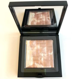 ボビイブラウン(BOBBI BROWN)のボビーブラウン　ハイライティングパウダー(フェイスパウダー)