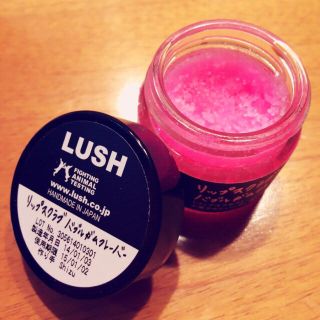 ラッシュ(LUSH)のほぼ未使用💓LUSHリップスクラブ(リップケア/リップクリーム)