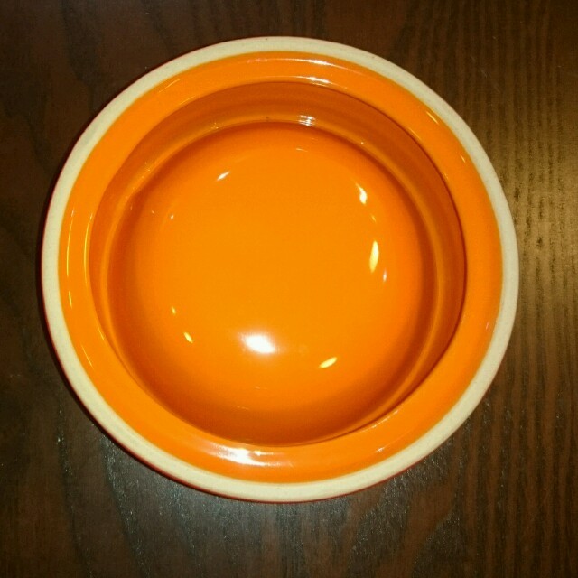 LE CREUSET(ルクルーゼ)のル・クルーゼ ペットフード ボール インテリア/住まい/日用品のキッチン/食器(容器)の商品写真