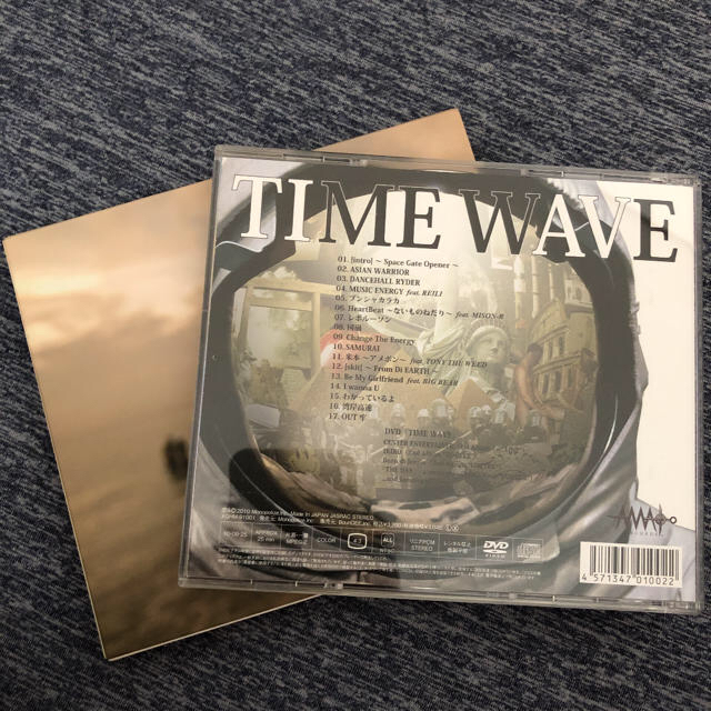 【値下げ】TIME WAVE（初回限定盤） エンタメ/ホビーのCD(ポップス/ロック(邦楽))の商品写真