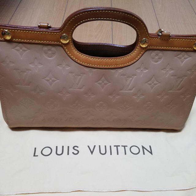 LOUIS VUITTON(ルイヴィトン)のルイヴィトンヴェルニ レディースのバッグ(ハンドバッグ)の商品写真