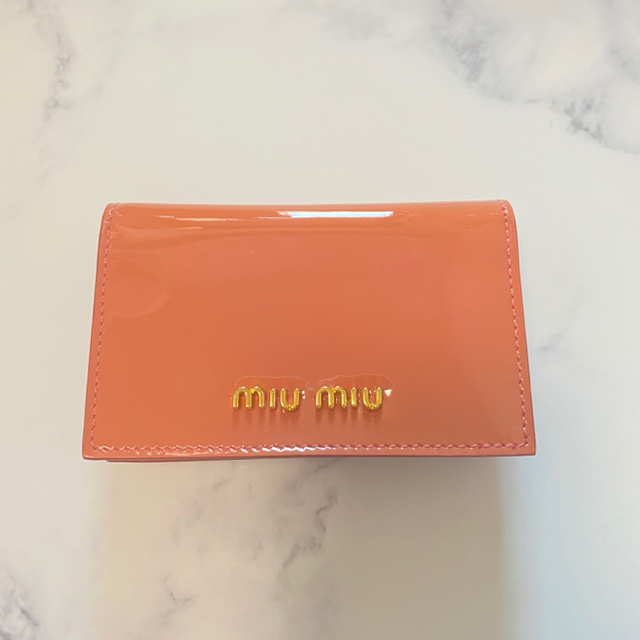 miumiu(ミュウミュウ)の【美品】miu miu リボン カードケース 名刺入れ レディースのファッション小物(名刺入れ/定期入れ)の商品写真