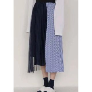 ザラ(ZARA)の変形が可愛い(๑˃̵ᴗ˂̵)✨‼️3トーン❤️切りっぱなし❤️ロングスカート(ロングスカート)