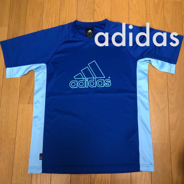 adidas(アディダス)のadidas アディダス　Tシャツ　　160 キッズ/ベビー/マタニティのキッズ服男の子用(90cm~)(Tシャツ/カットソー)の商品写真