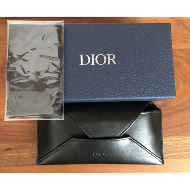 Dior(ディオール)のディオール　メンズ　サングラス　新品未使用　送料込み メンズのファッション小物(サングラス/メガネ)の商品写真