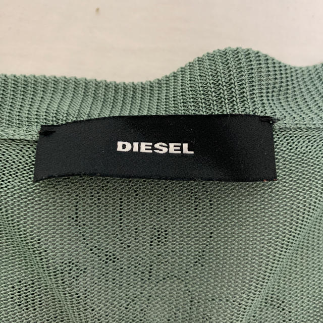 DIESEL(ディーゼル)のディーゼル　diesel カーキ　xs アシメトリーカーディガン レディースのトップス(カーディガン)の商品写真