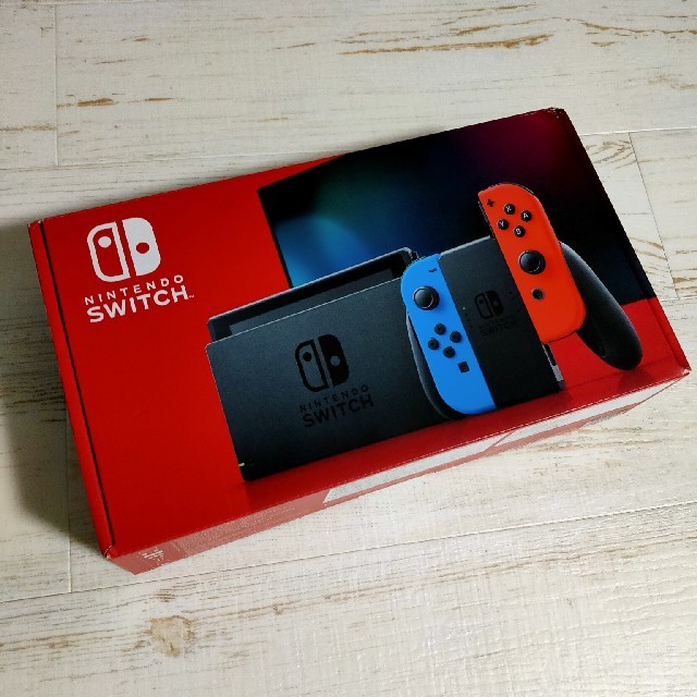 新モデル！Nintendo Switch (L) ネオンブルー/(R) ネオ