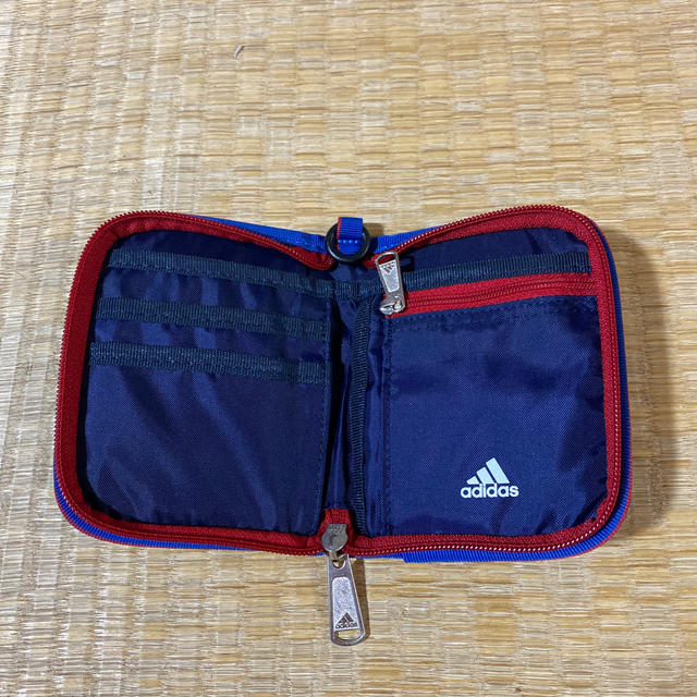 adidas(アディダス)のadidas 二つ折り財布 メンズのファッション小物(折り財布)の商品写真