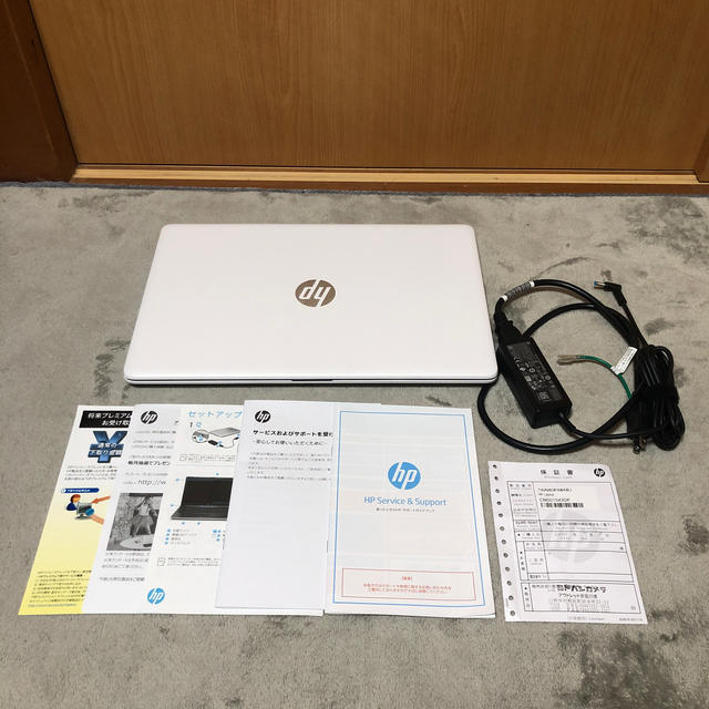 HP ノートパソコン　15-db0242AU