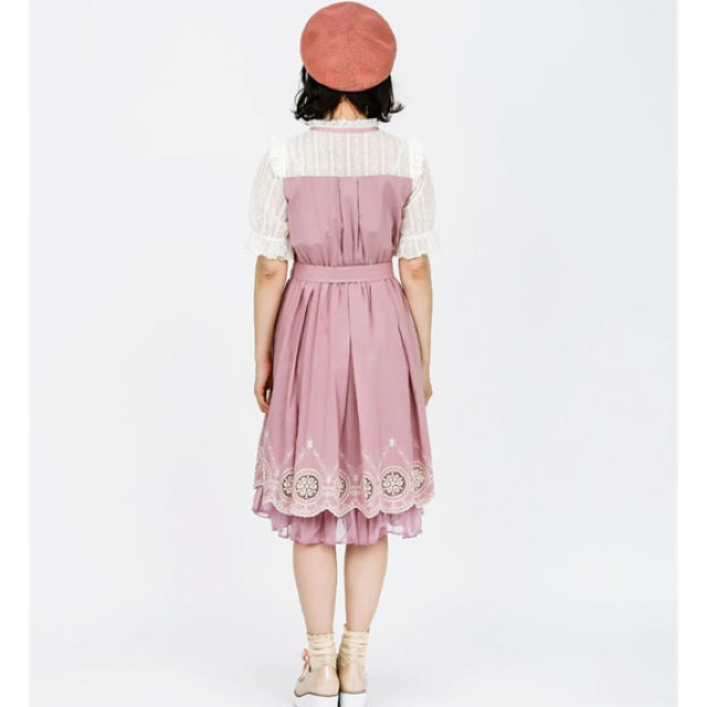 axes femme(アクシーズファム)の裾刺繍　ワンピース レディースのスカート(ひざ丈スカート)の商品写真
