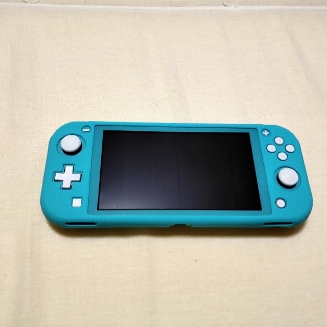 Switch　LITE　ターコイズ エンタメ/ホビーのゲームソフト/ゲーム機本体(携帯用ゲーム機本体)の商品写真