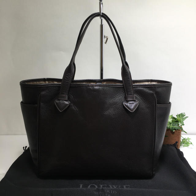 LOEWE(ロエベ)の定価22万✨人気カラー✨美品✨LOEWE ヘリテージ　ダークブラウン レディースのバッグ(トートバッグ)の商品写真