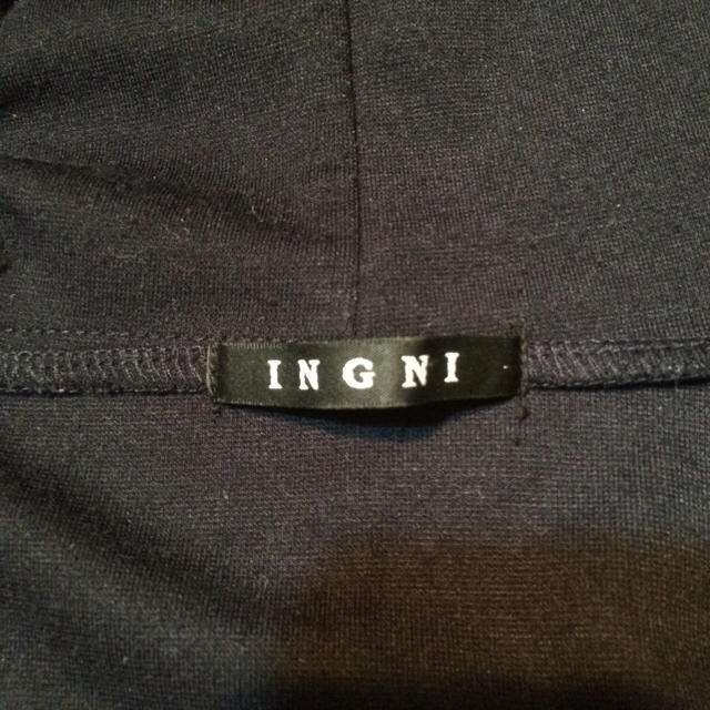 INGNI(イング)のINGNIショート丈半袖パーカ レディースのトップス(パーカー)の商品写真