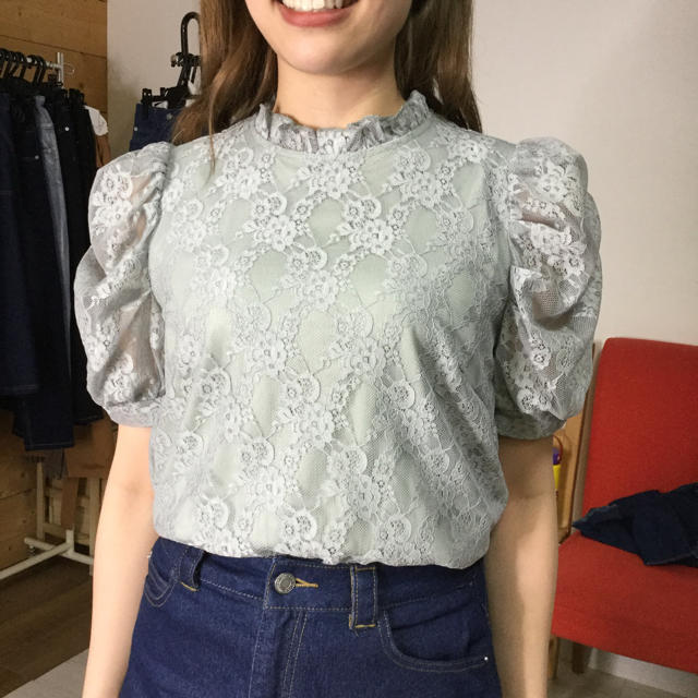 ブランド❤️パフスリーブ総レーストップス くすみブルーの通販 by HW|ラクマ