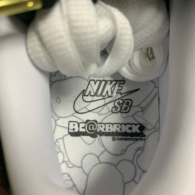 Nike sb BEARBRICK 25cm ベアブリック　ナイキ 2