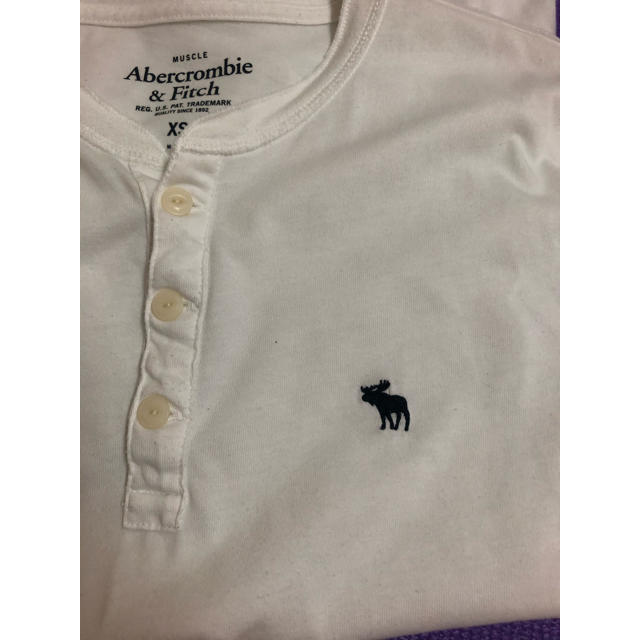 Abercrombie&Fitch(アバクロンビーアンドフィッチ)の【mi☆様専用】アバクロ　Tシャツ メンズのトップス(Tシャツ/カットソー(半袖/袖なし))の商品写真