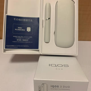 アイコス(IQOS)のアイコス iQOS 3 DUO 白 ウォームホワイト 加熱式たばこ 電子タバコ(タバコグッズ)