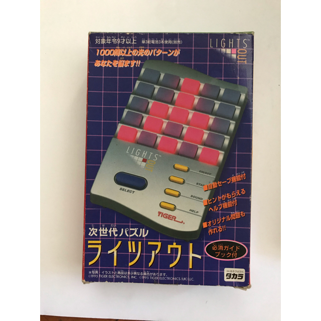 Takara Tomy(タカラトミー)のライツアウト エンタメ/ホビーのゲームソフト/ゲーム機本体(携帯用ゲーム機本体)の商品写真