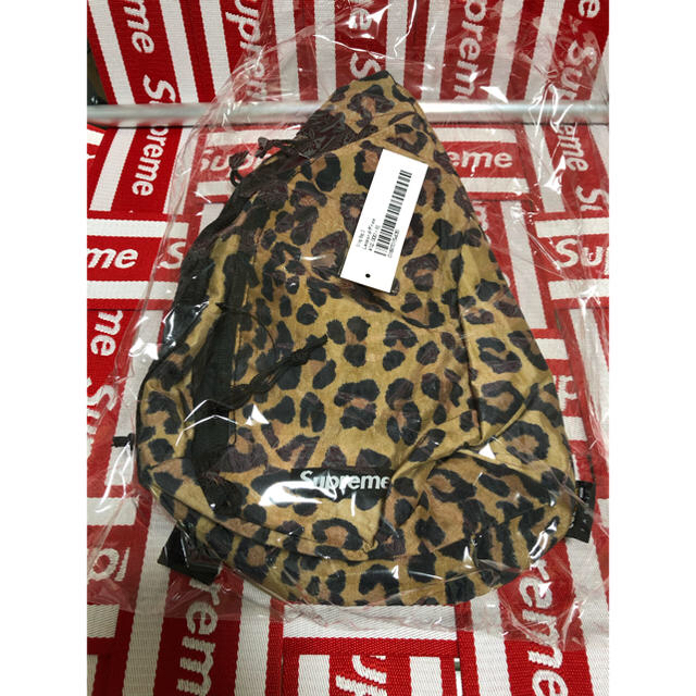 supreme sling bag レオパード 1