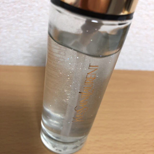 イヴ・サンローラン ラディアント タッチ ブラープライマー 30ml シルバー