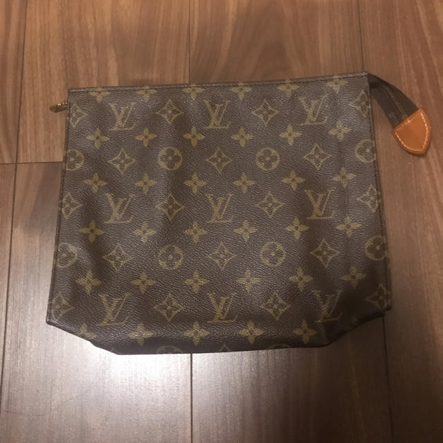 LOUIS VUITTON(ルイヴィトン)のルイヴィトン　ポーチ　クラッチバッグ メンズのバッグ(セカンドバッグ/クラッチバッグ)の商品写真