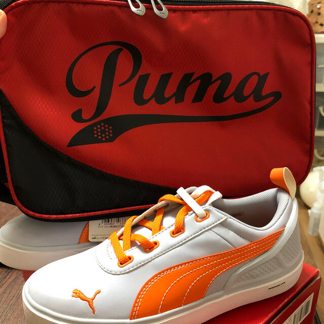 新品★PUMA ゴルフシューズ　22㌢