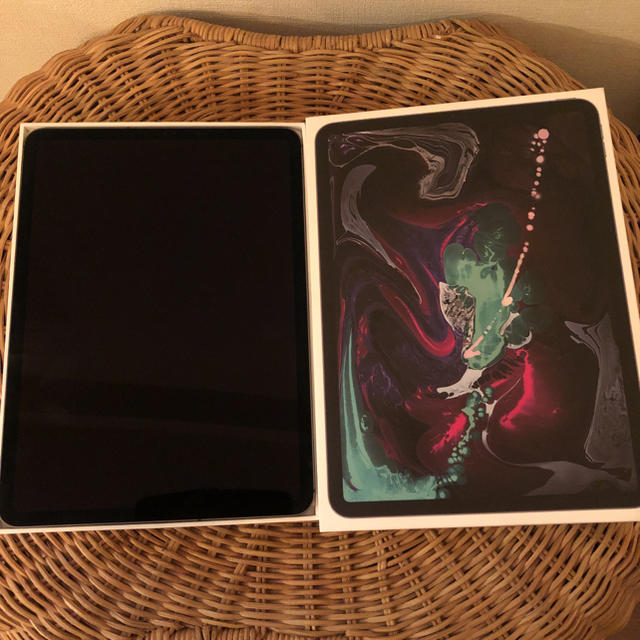 iPad Pro(11インチ) WiFi+Cellular 64GB