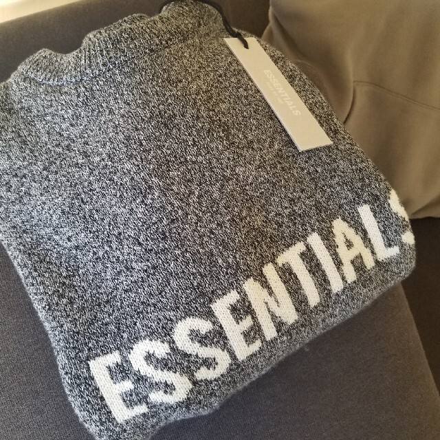 正規品☆Mサイズ　FOG Fear Of God Essentials セーター