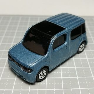 タカラトミー(Takara Tomy)の0823 トミカ No17(2008) 日産 キューブ 水色メタ(ミニカー)