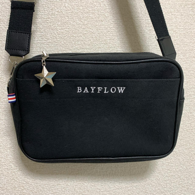 BAYFLOW(ベイフロー)のBAYFLOW ブラック　ショルダーバック レディースのバッグ(ショルダーバッグ)の商品写真