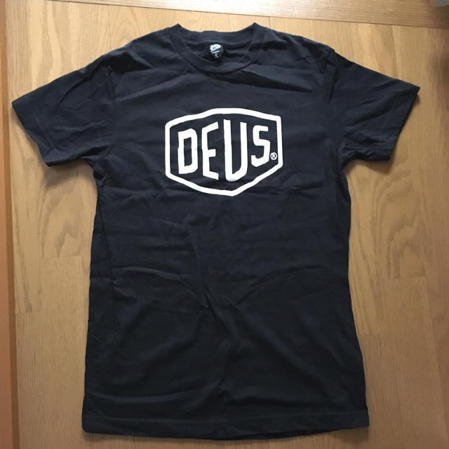 DEUS定番人気Tシャツ