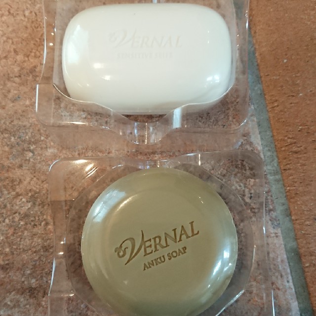 VERNAL(ヴァーナル)のVERNAL  ヴァーナル 石鹸 センシティブザイフ アンクソープ 110g×5 コスメ/美容のスキンケア/基礎化粧品(洗顔料)の商品写真