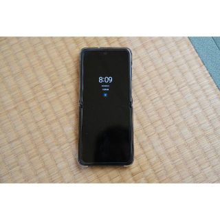 サムスン(SAMSUNG)のSIMフリー Samsung Galaxy Z Flip SM-F700F/DS(スマートフォン本体)