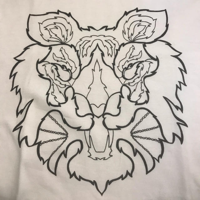 Onitsuka Tiger(オニツカタイガー)のオニツカタイガー　Tシャツ　白　Lサイズ メンズのトップス(Tシャツ/カットソー(半袖/袖なし))の商品写真
