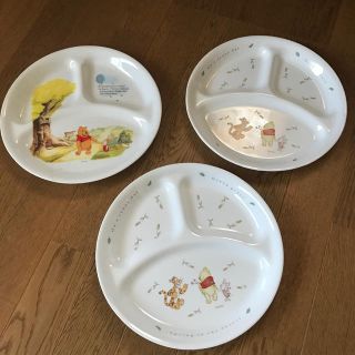 コレール(CORELLE)のほぼ未使用自宅保管コレールランチプレート３枚セットくまのプーさんディズニー皿(食器)